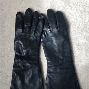 Black leather gloves